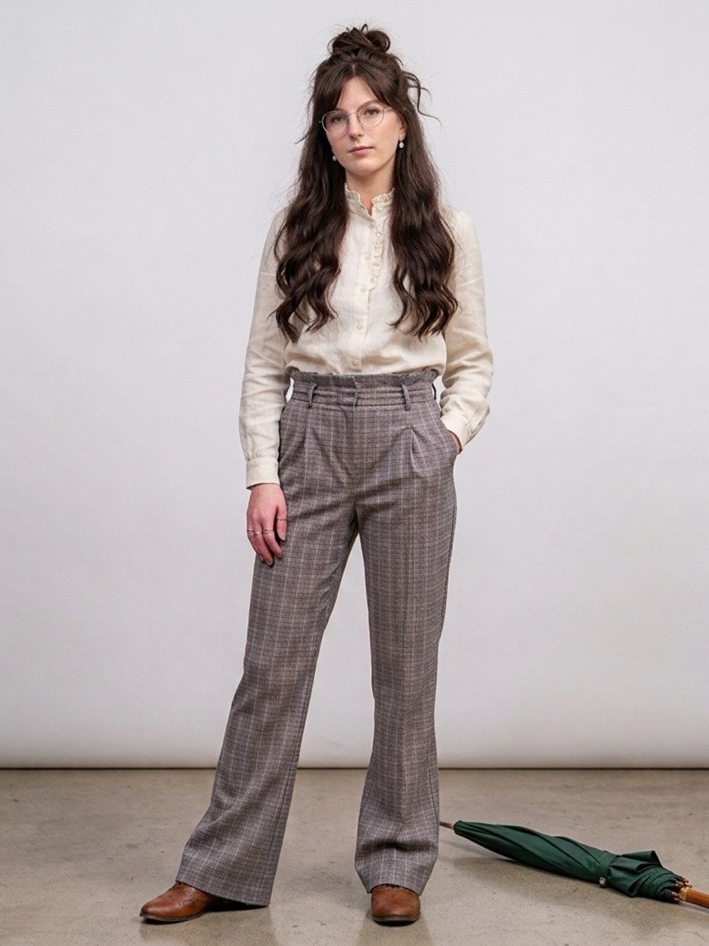 Y2K Plaid Flare Pull-On Paper‎ Bag Pants | Hot Kiss, size 5 (women’s S)